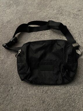 Athleta Black Quilted Belt Bag with Adjustable Strap